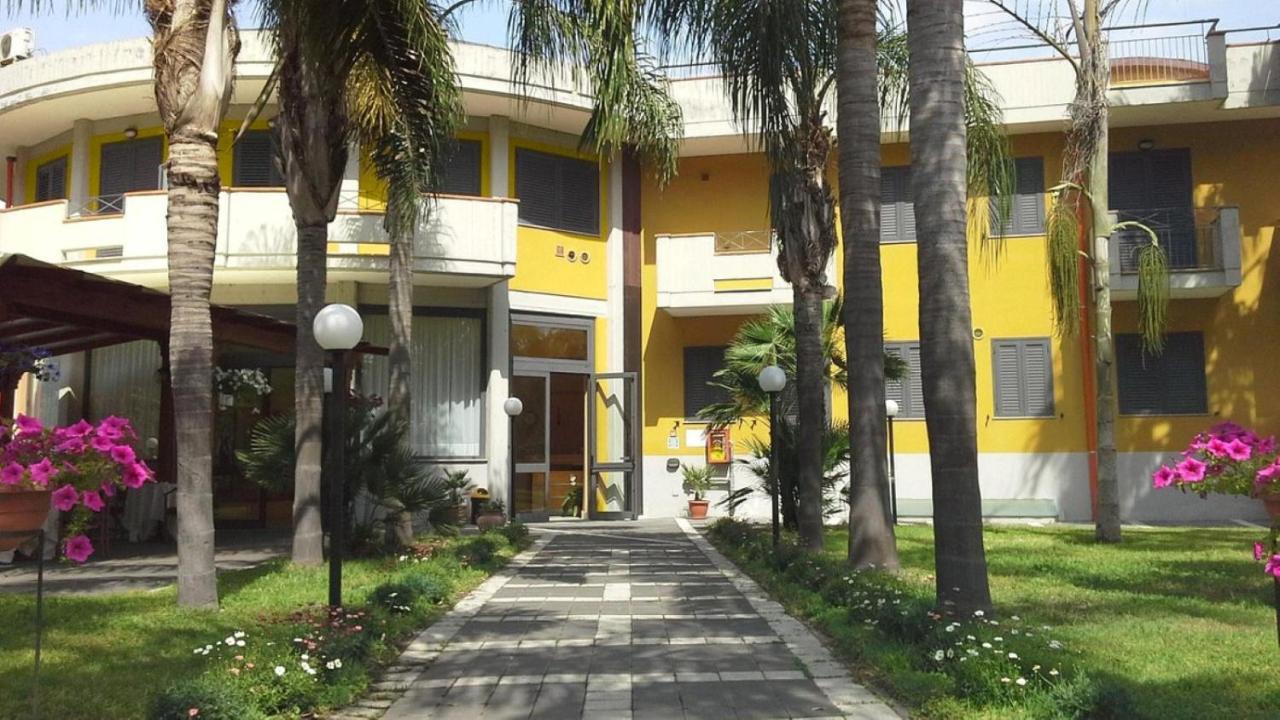 Oasi Park Hotel Mascali Exterior photo