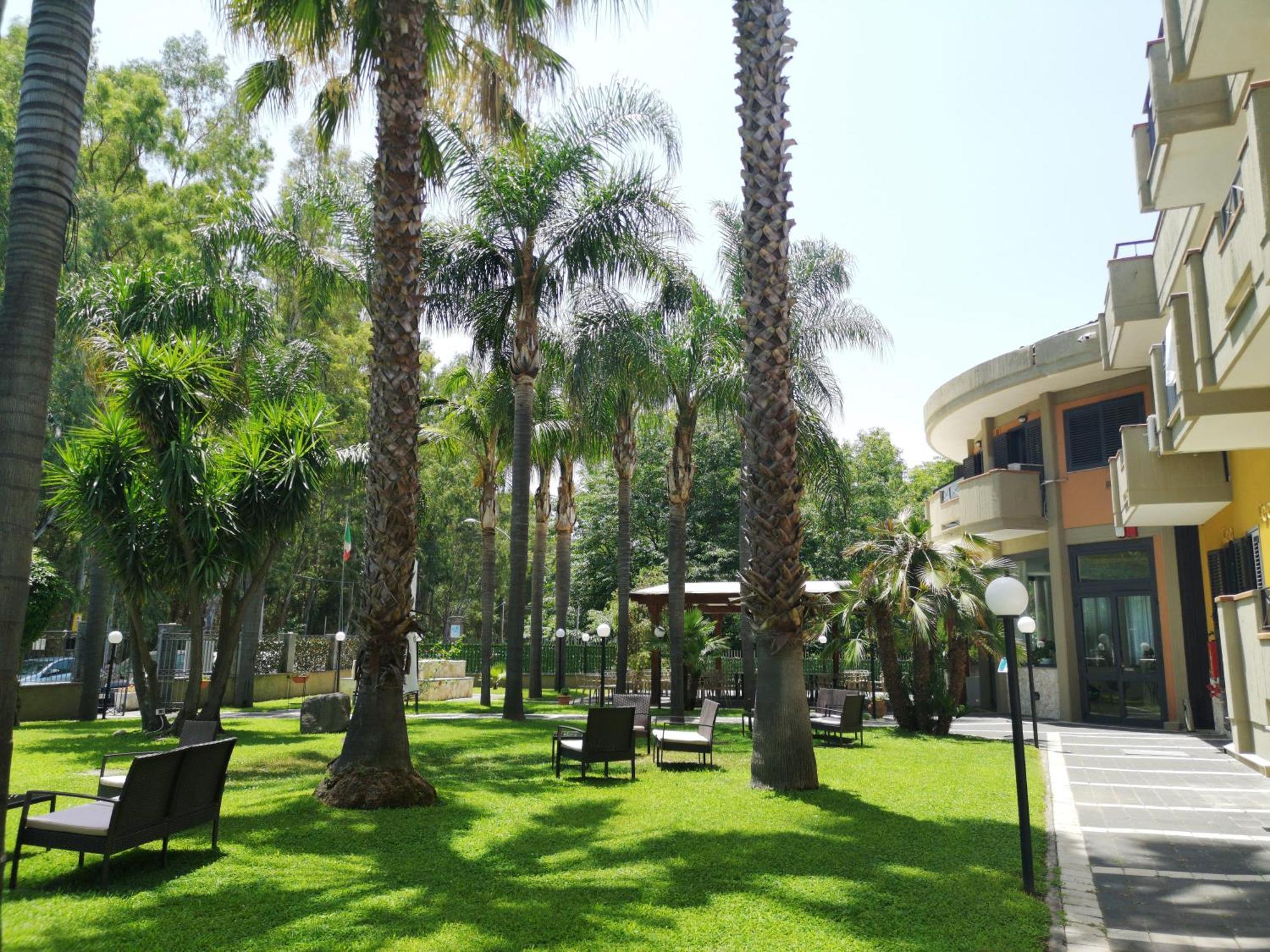 Oasi Park Hotel Mascali Exterior photo