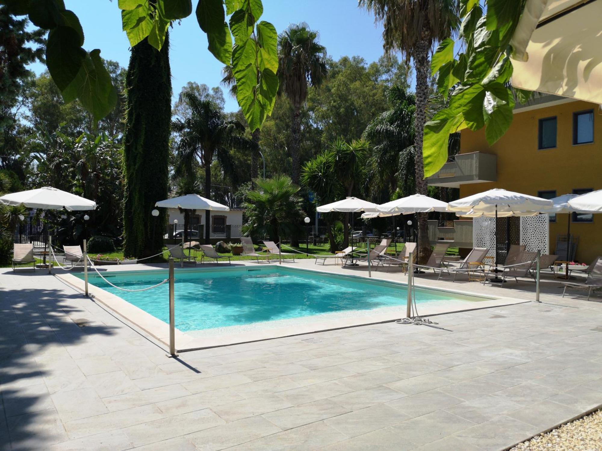 Oasi Park Hotel Mascali Exterior photo